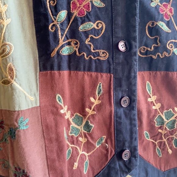 D.D. Designs Embroidered Sz XL Vest- Very Good Condition - Picture 3 of 6